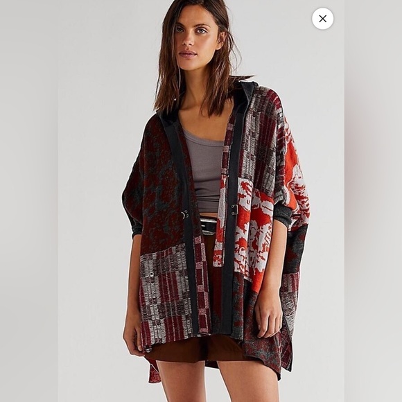 ⭐️NWOT Free People Autumn Patchwork Poncho⭐️ - Picture 1 of 7